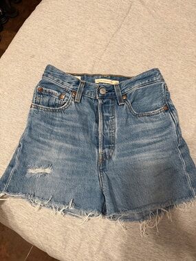 Classic High-Waist Distressed Denim Shorts - Light Blue